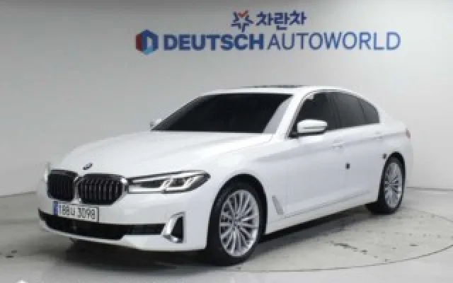 중고차구입비용 5시리즈 (G30) 530i xDrive 럭셔리 매물 사진 12 - 2023/02 39,866km